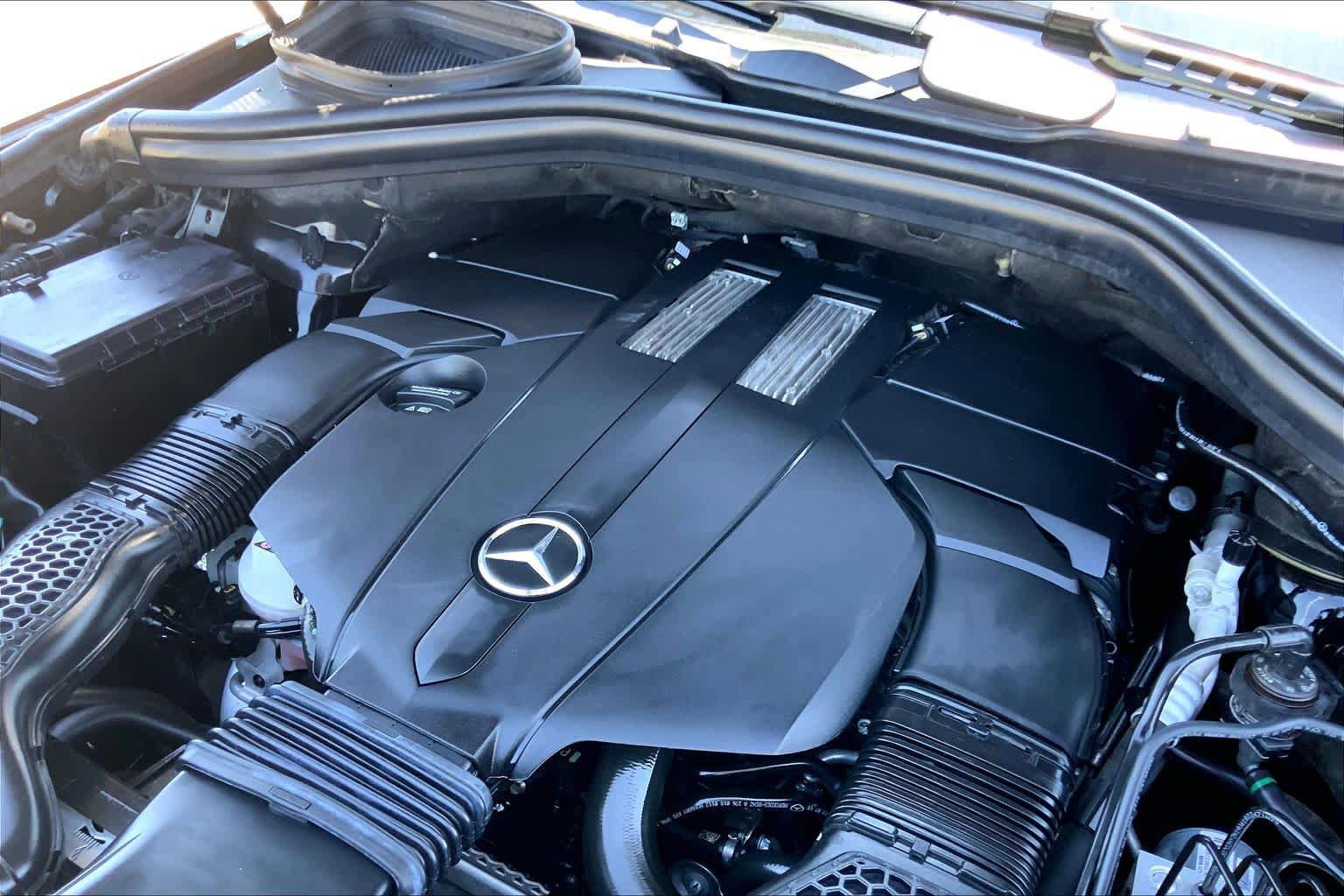 Used 2019 Mercedes-Benz GLS 450 4MATIC image 32