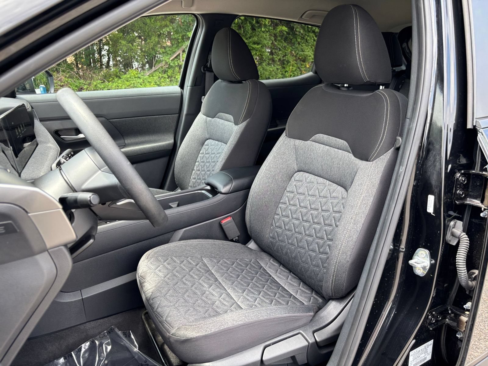Used 2026 Nissan Kicks SV w/ Cold Weather Package AWD/4WD image 35