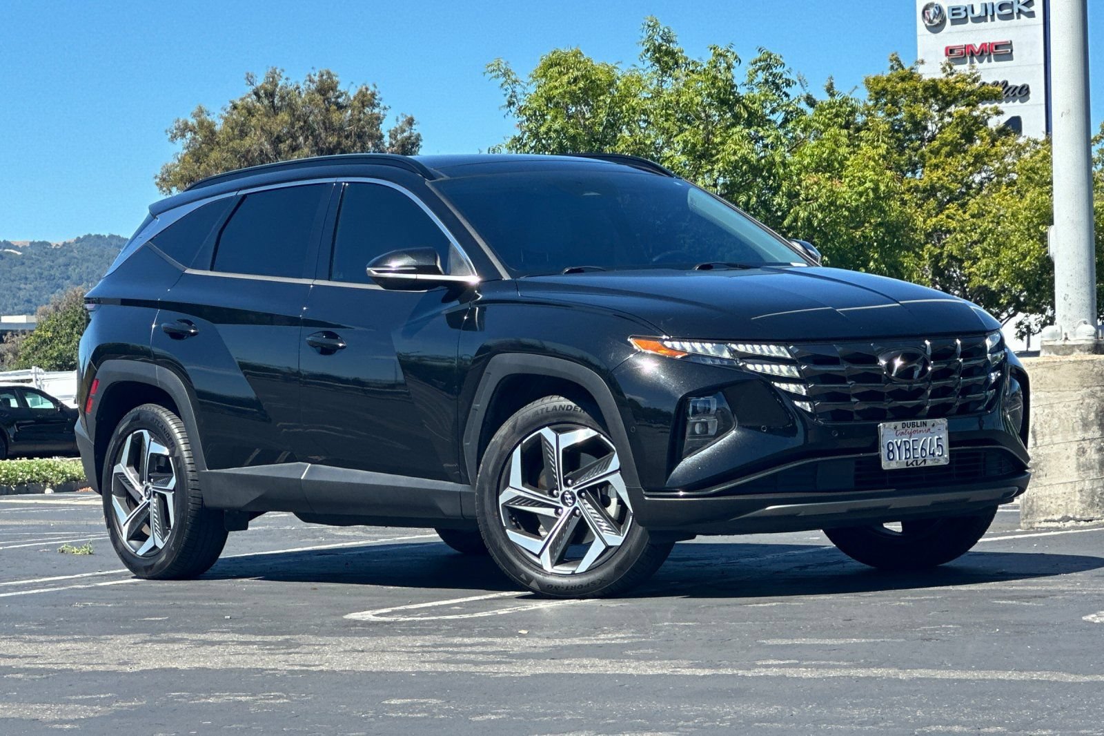 Used 2022 Hyundai Tucson Limited AWD/4WD image 2