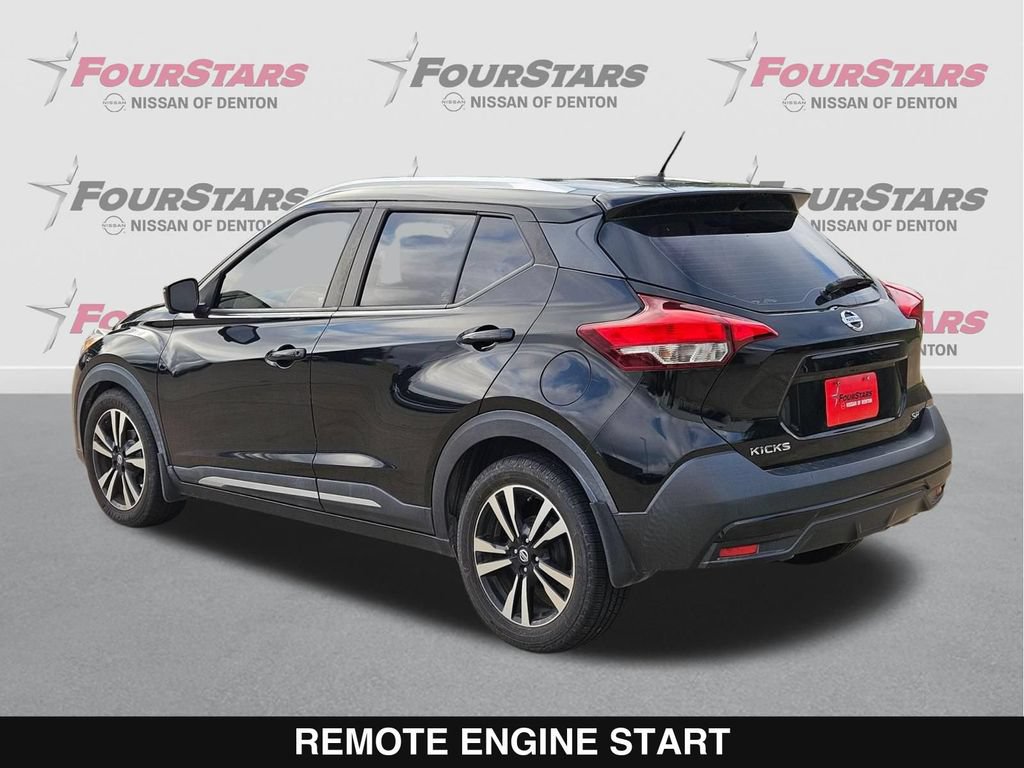 Used 2019 Nissan Kicks SR w/ SR Premium Package FWD image 7
