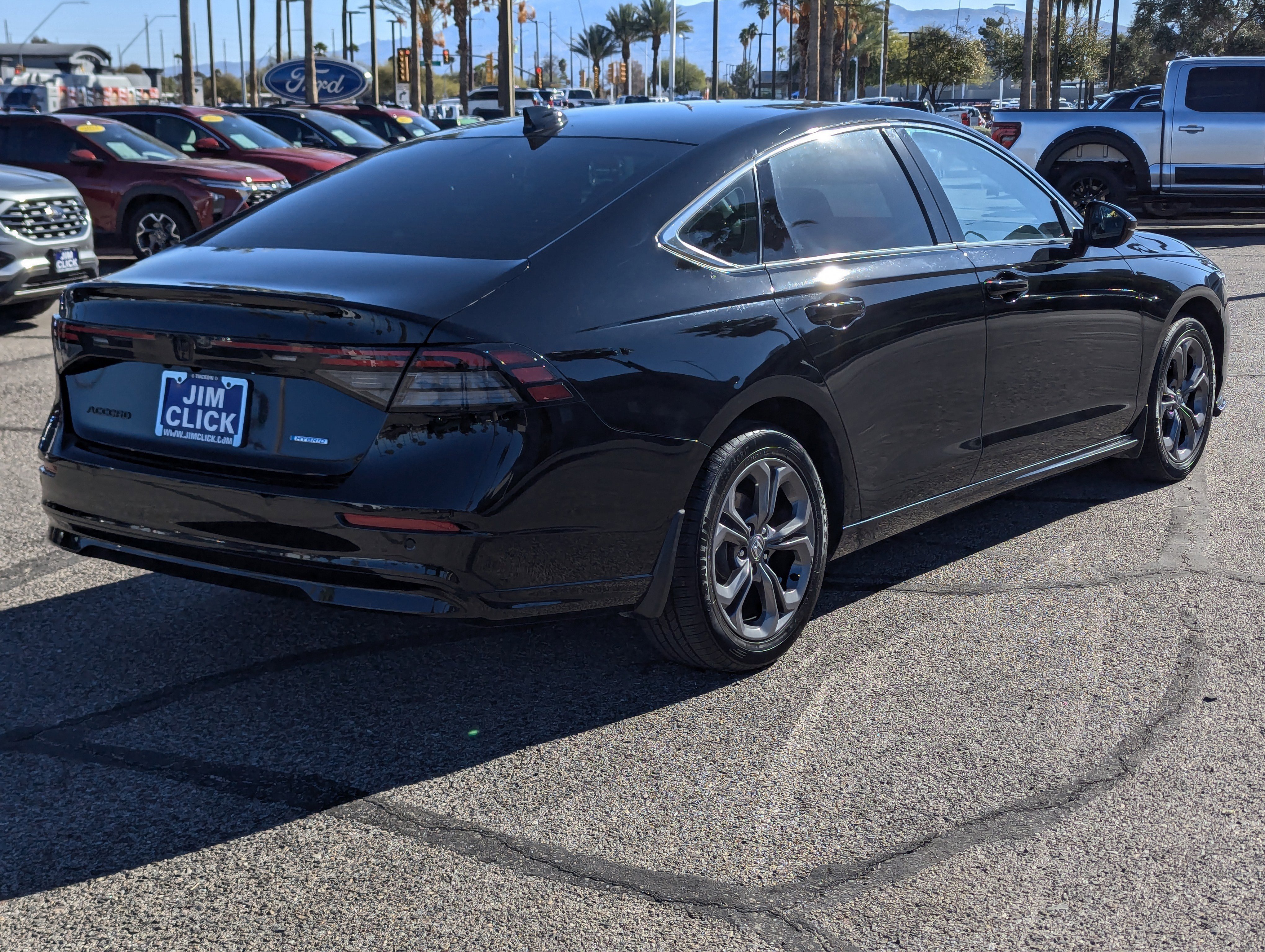 Used 2024 Honda Accord EX-L image 2