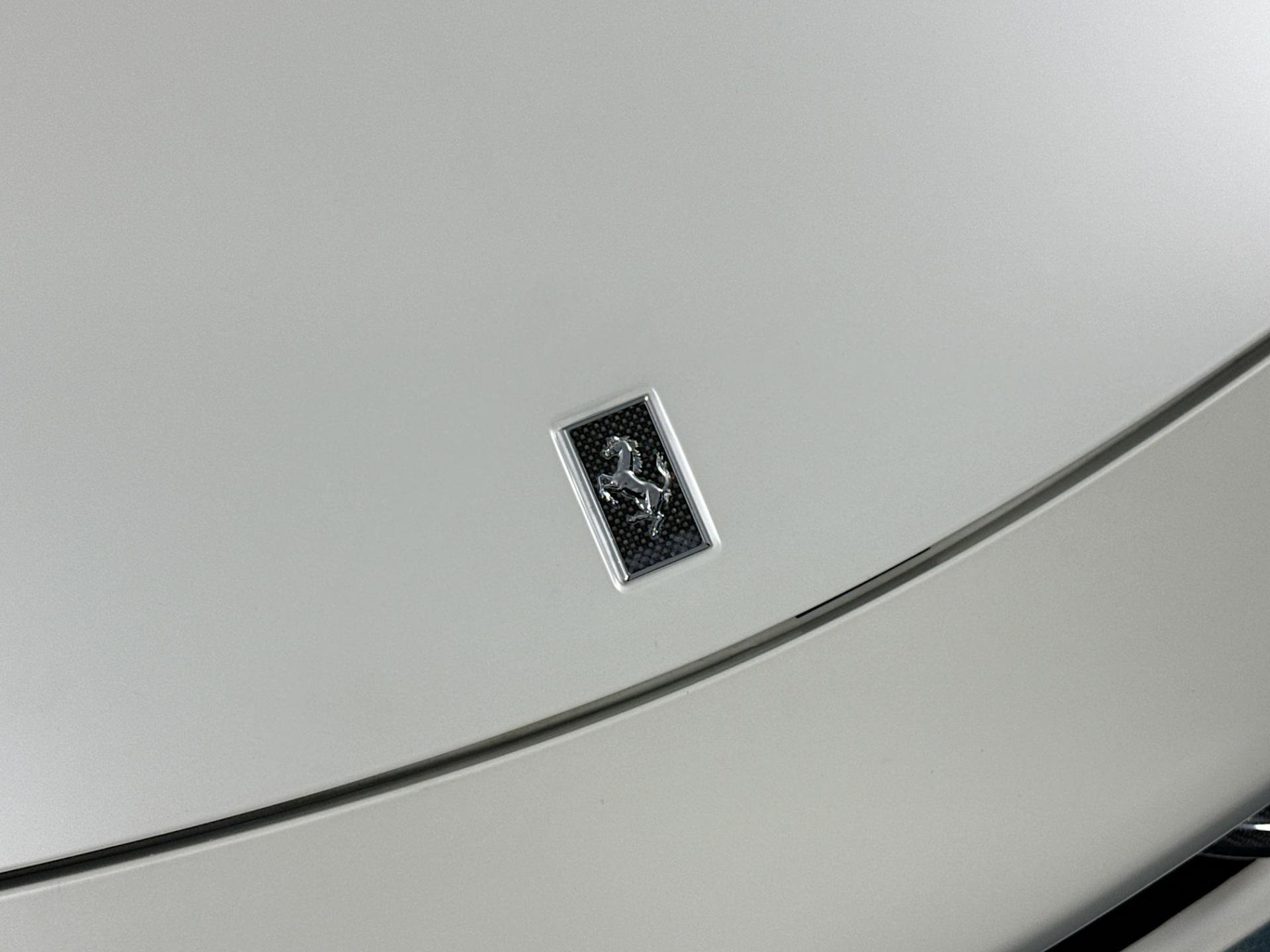 Used 2010 Ferrari 458 Italia Coupe RWD image 49