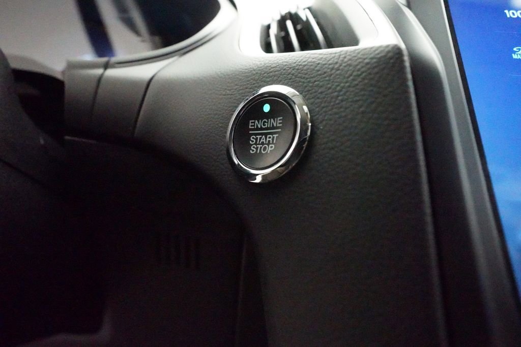 Used 2023 Ford Edge SEL w/ Convenience Package image 33