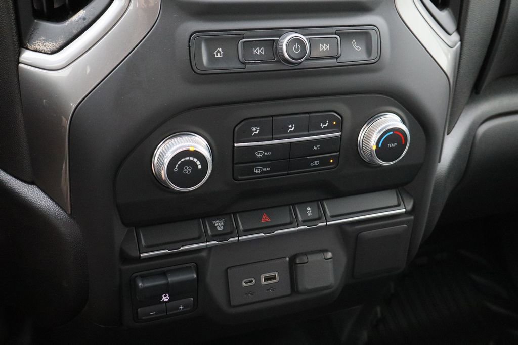 Used 2023 GMC Sierra 3500 Pro w/ Convenience Package image 15