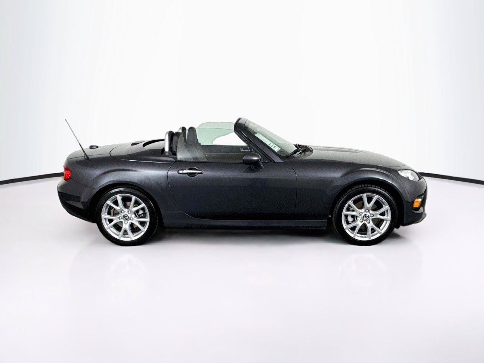 Used 2014 MAZDA MX-5 Miata Grand Touring w/ Premium Package RWD image 16