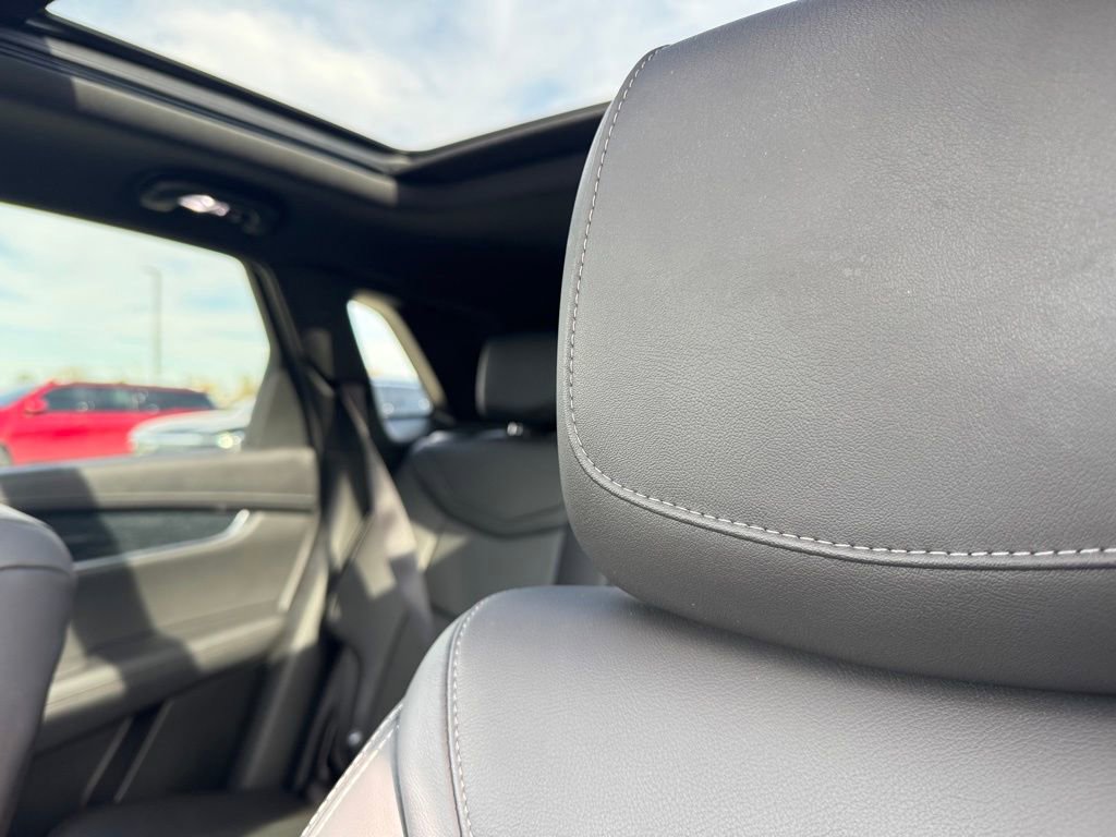 Used 2025 Cadillac XT5 Premium Luxury image 20