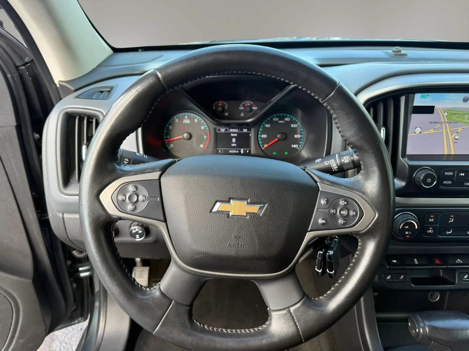 Used 2015 Chevrolet Colorado Z71 AWD/4WD image 17