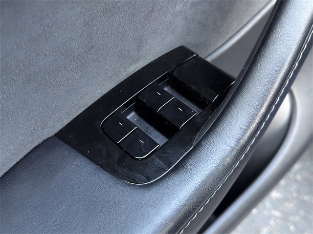 Used 2020 Tesla Model Y Long Range image 20