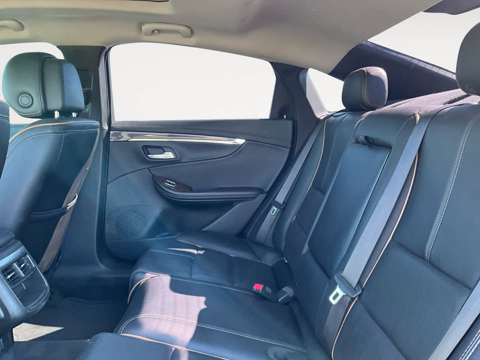 Used 2014 Chevrolet Impala LTZ FWD image 15