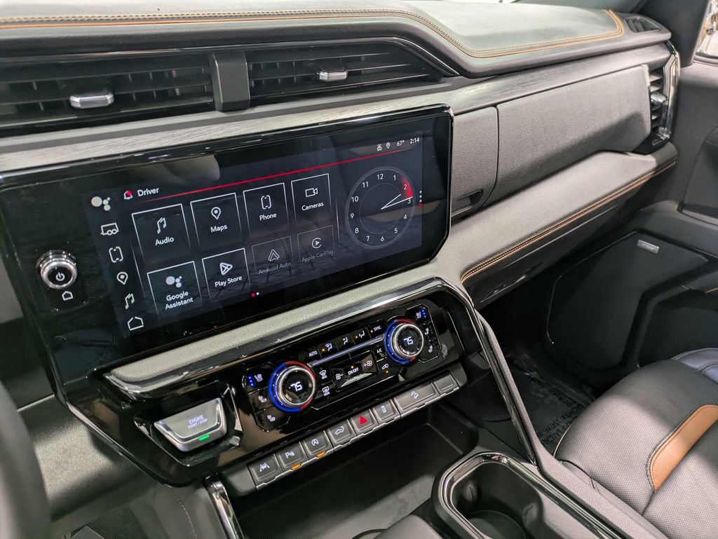 Used 2024 GMC Sierra 1500 AT4 w/ Technology Package image 12