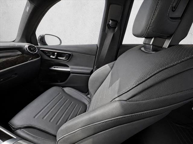 Used 2026 Mercedes-Benz GLC 300 image 19
