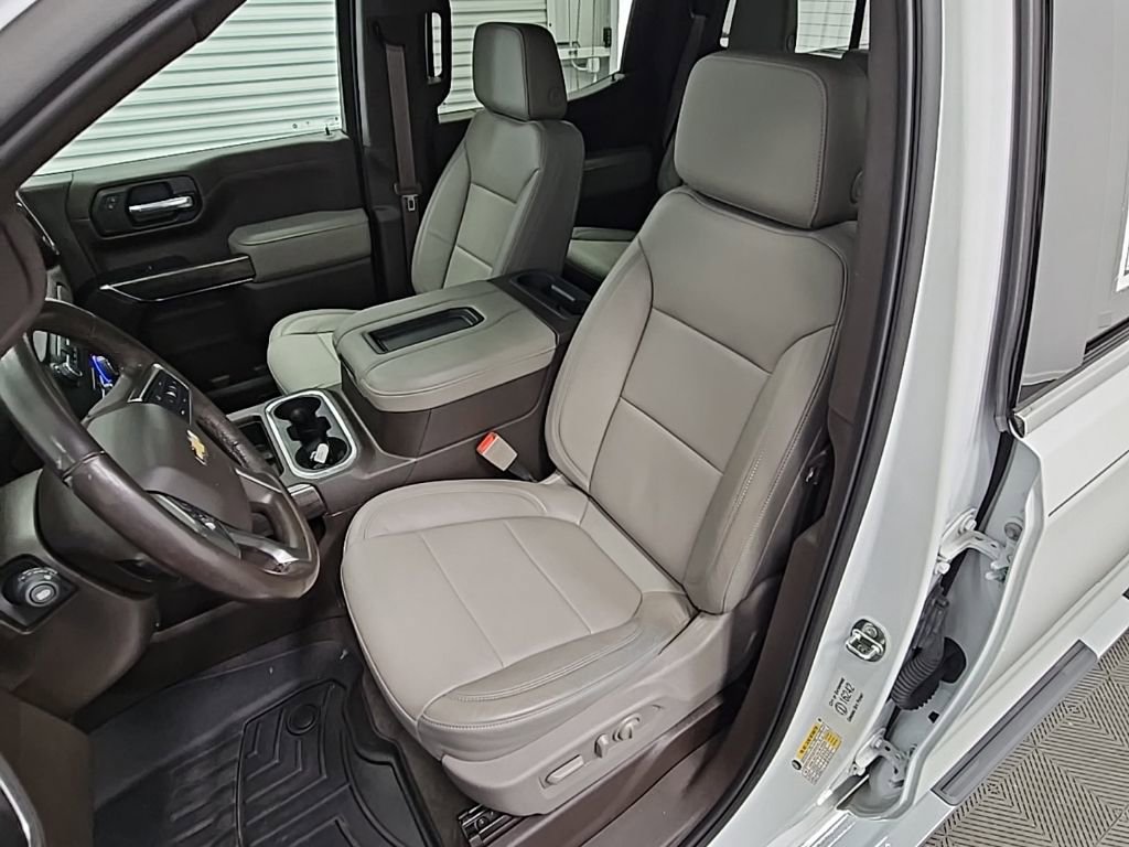 Used 2020 Chevrolet Silverado 1500 LTZ w/ LTZ Premium Package image 31