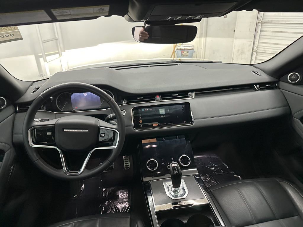 Used 2023 Land Rover Range Rover Evoque R-Dynamic SE image 22