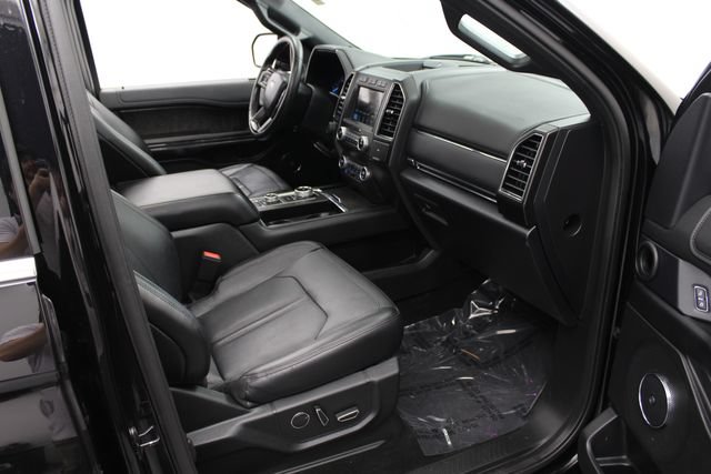 Used 2019 Ford Expedition Limited w/ Equipment Group 302A AWD/4WD image 22