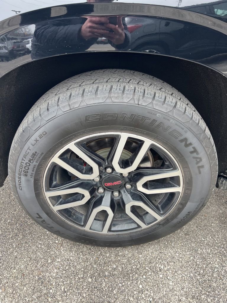 Used 2021 GMC Yukon AT4 w/ AT4 Premium Plus Package image 10