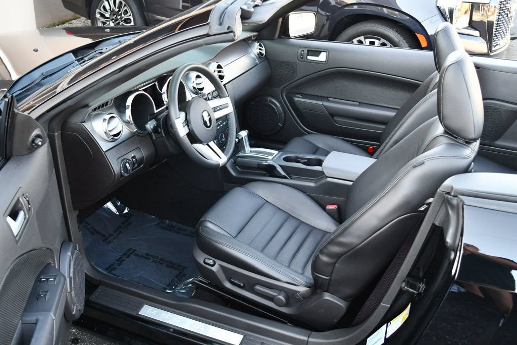 Used 2007 Ford Mustang GT RWD image 55