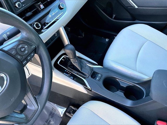 Used 2022 Toyota Corolla Cross L image 15