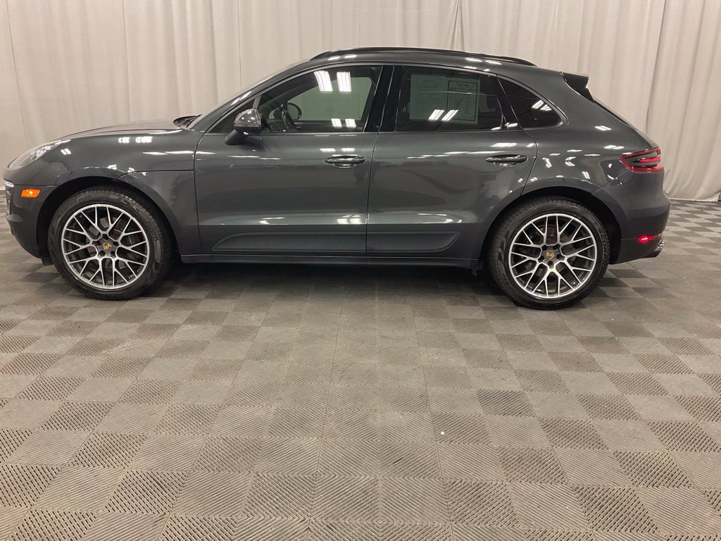 Used 2018 Porsche Macan AWD/4WD image 15