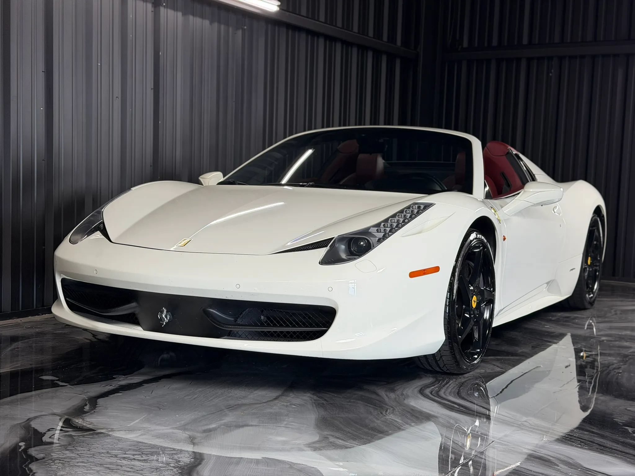 Used 2014 Ferrari 458 Spider RWD image 16