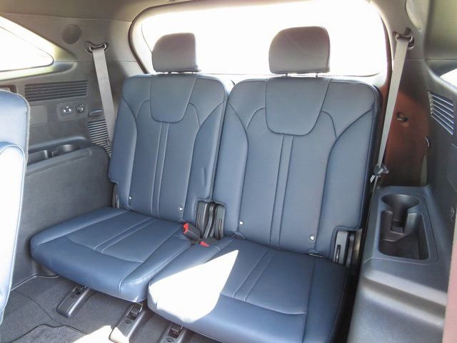 Used 2023 Kia Sorento SX Prestige image 21