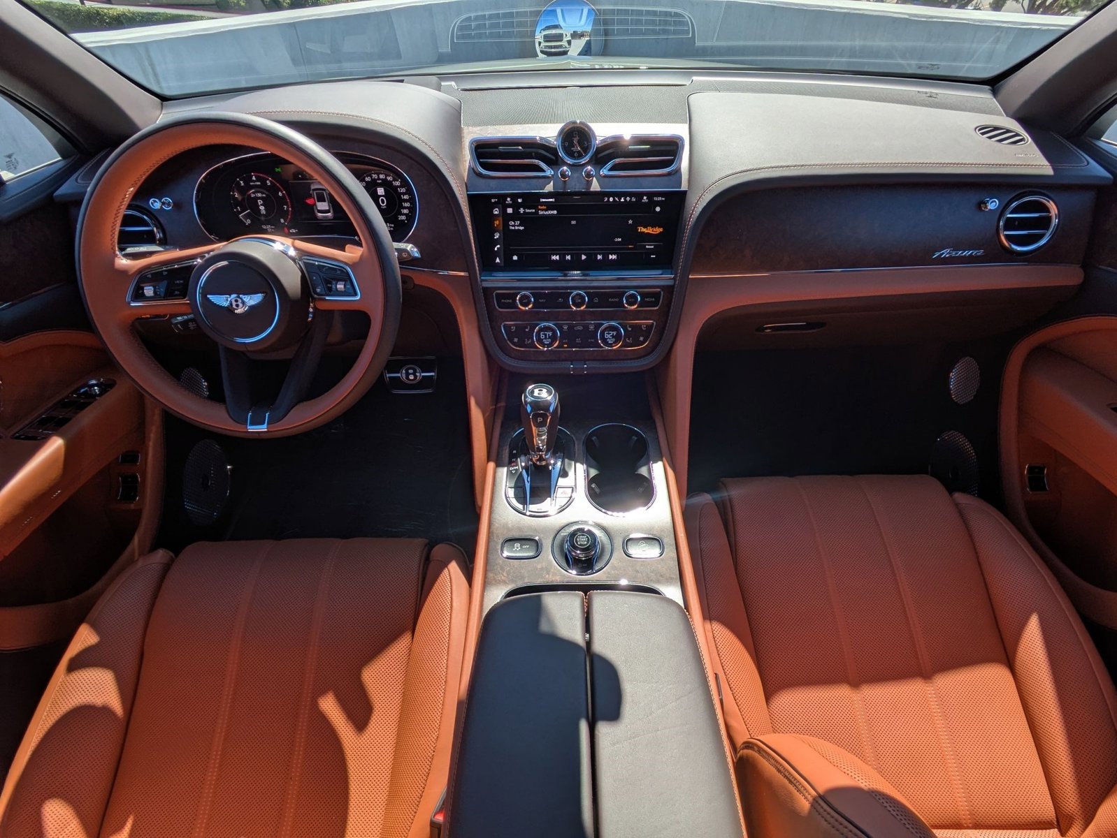 Certified 2025 Bentley Bentayga Extended Wheelbase image 8