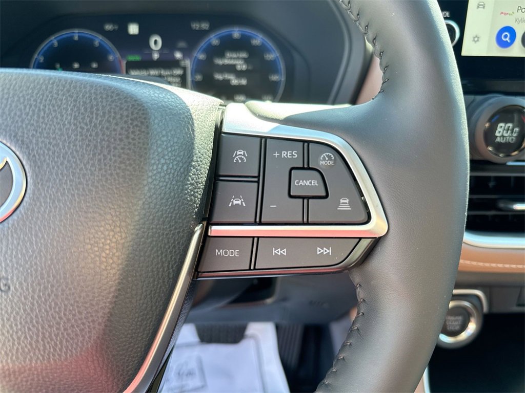 New 2026 Toyota Grand Highlander Platinum image 18