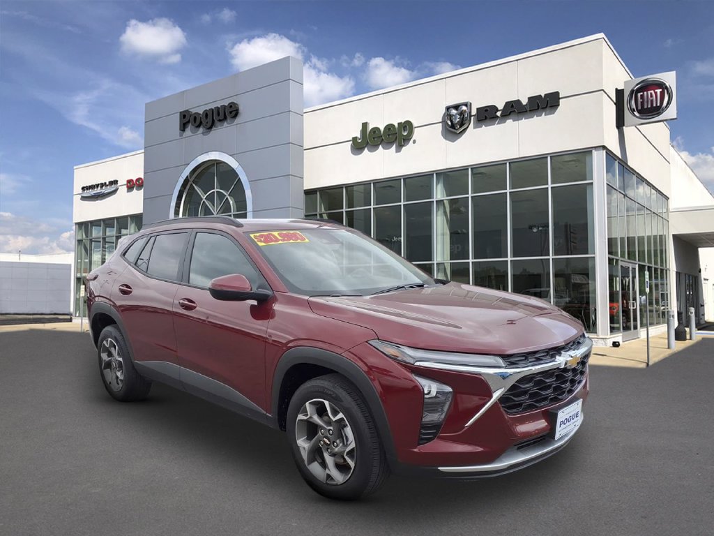 Used 2025 Chevrolet Trax LT w/ LT Convenience Package
