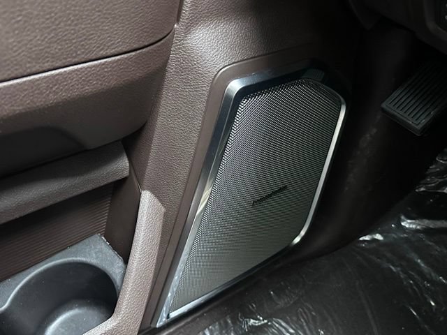 New 2026 RAM 3500 Laramie AWD/4WD image 17