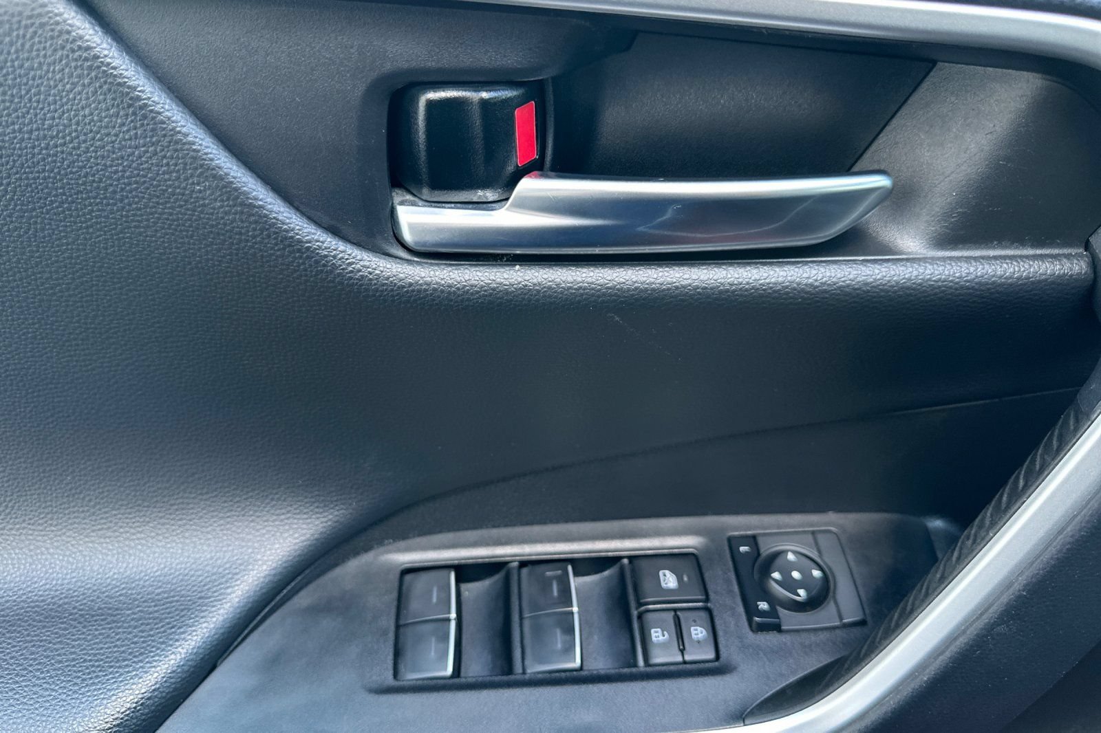 Certified 2024 Toyota RAV4 Adventure AWD/4WD image 11