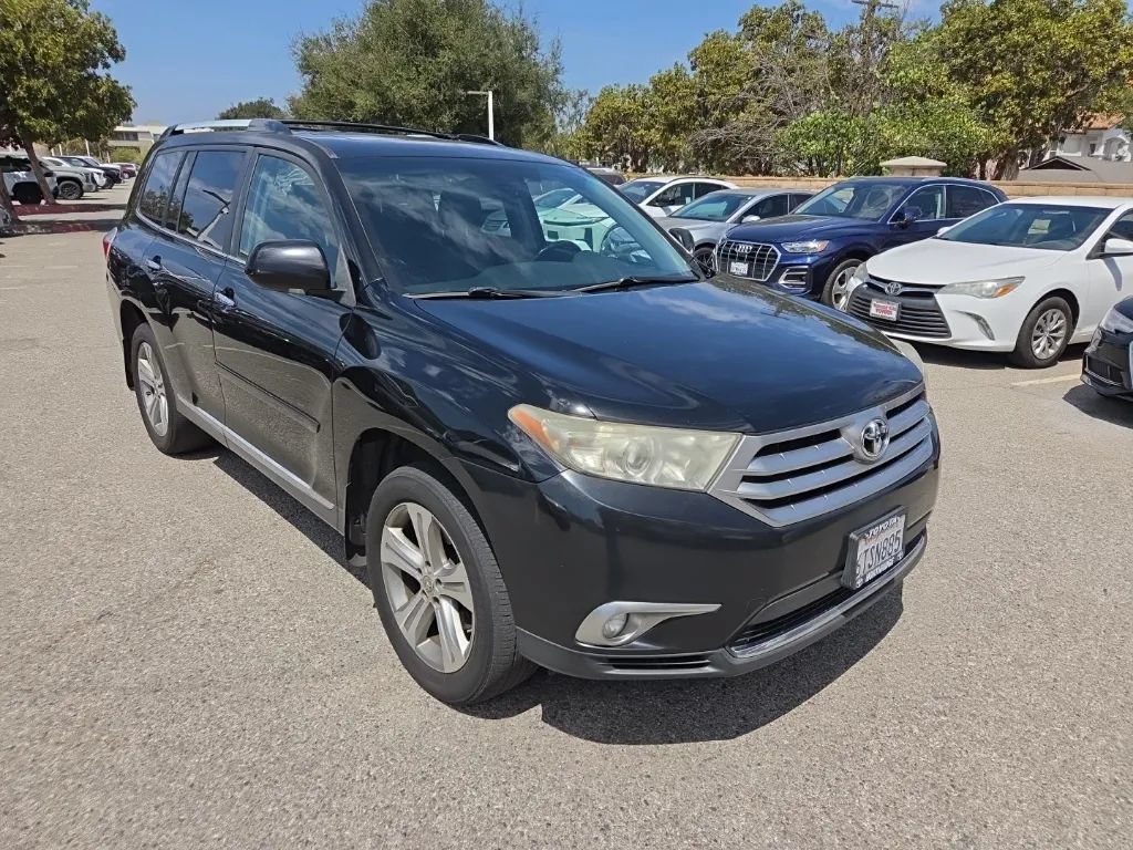 Used 2011 Toyota Highlander Limited w/ Tow Pkg AWD/4WD image 7