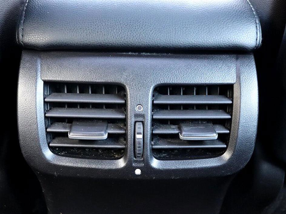 Used 2011 Acura TL image 18