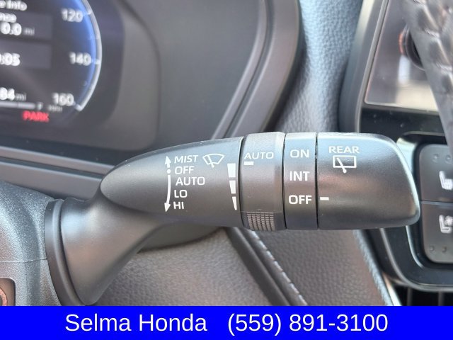 Used 2024 Toyota Grand Highlander AWD image 16