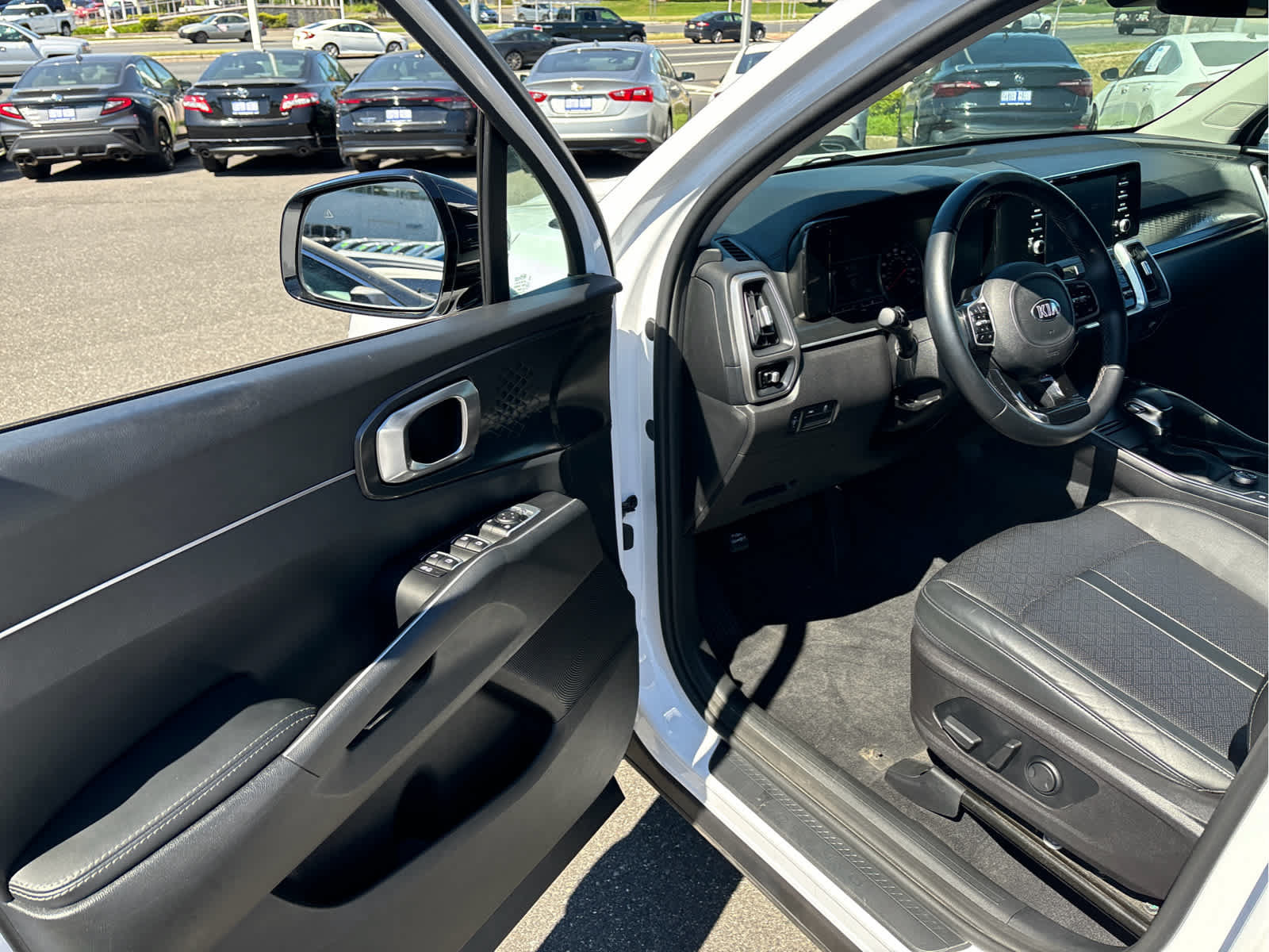 Used 2021 Kia Sorento S AWD/4WD image 6