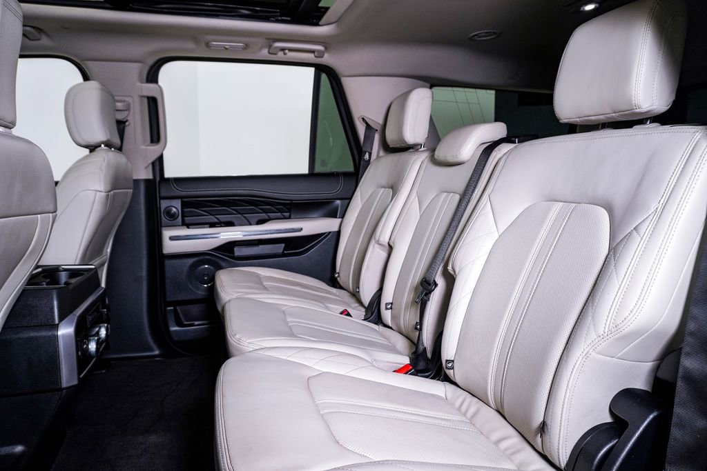 Used 2021 Ford Expedition Max Platinum AWD/4WD image 17