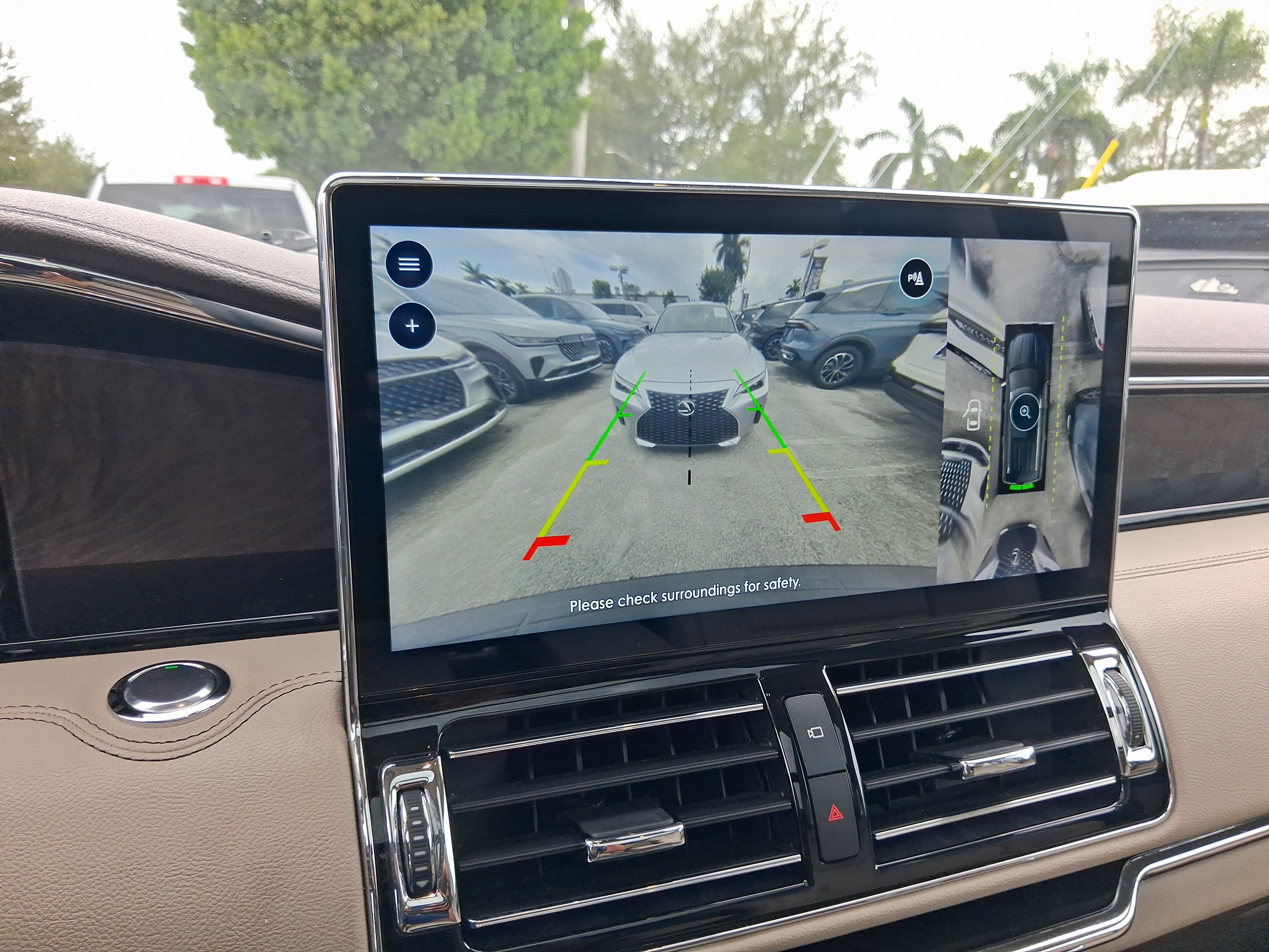 Certified 2023 Lincoln Navigator Reserve RWD image 21