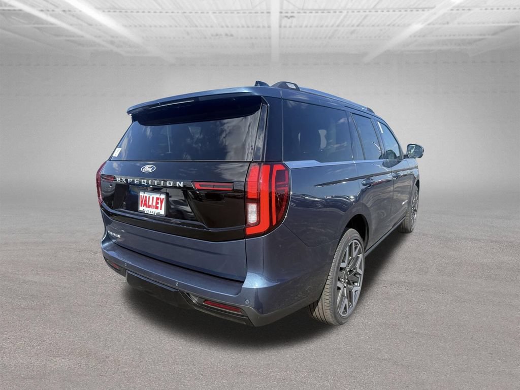 New 2027 Ford Expedition Platinum w/ Platinum Ultimate Package AWD/4WD image 3