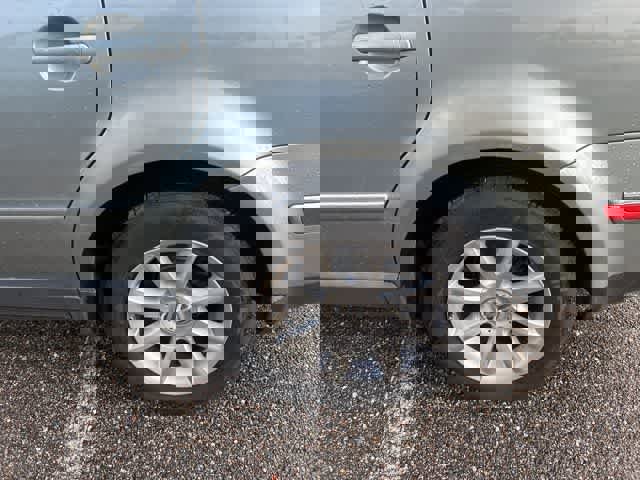 Used 2004 Volkswagen Passat GLS image 10