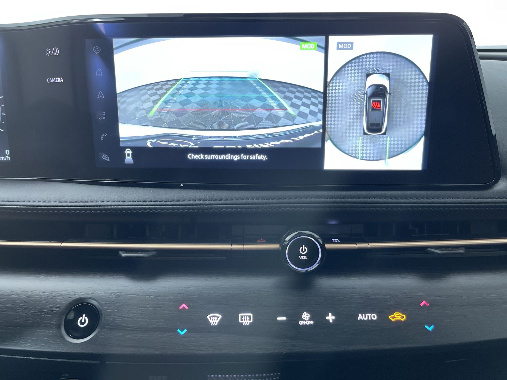 Certified 2024 Nissan Ariya AWD image 19