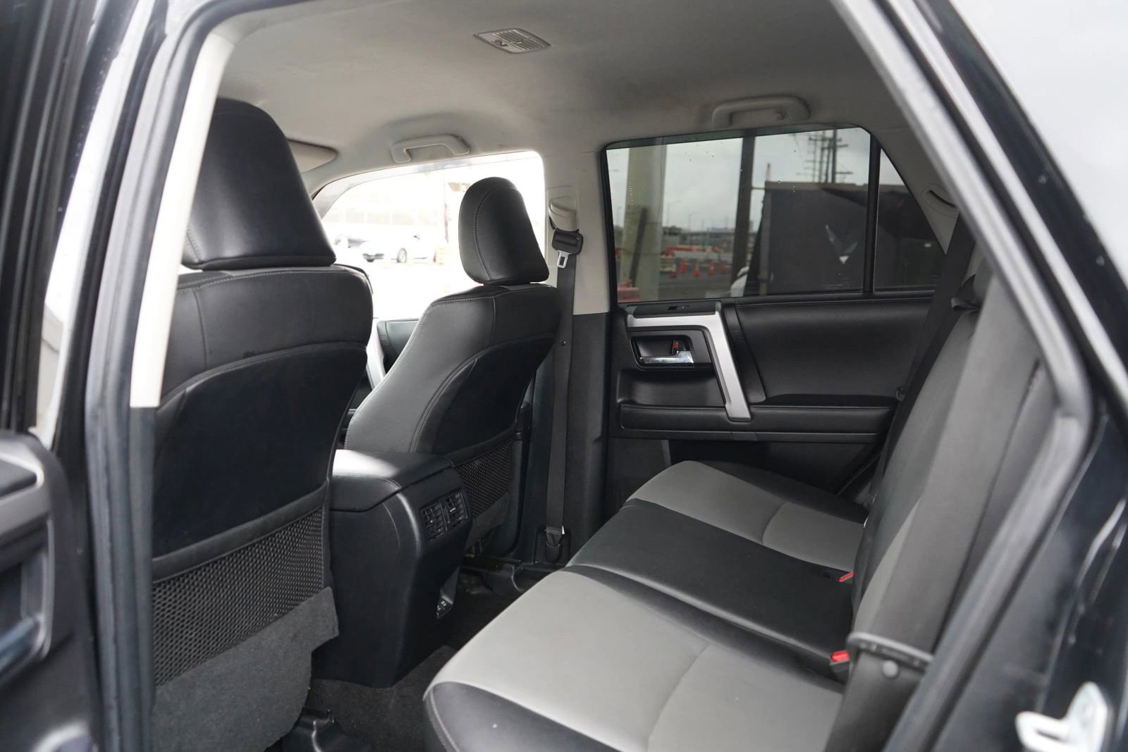 Used 2022 Toyota 4Runner SR5 Premium image 17