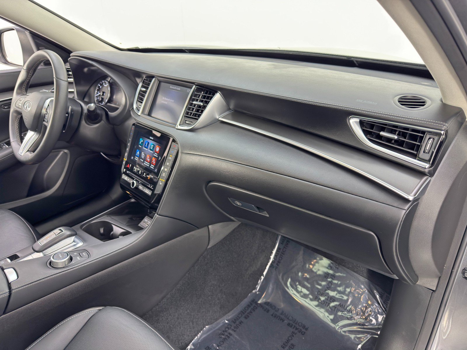 Used 2024 INFINITI QX50 Luxe image 14