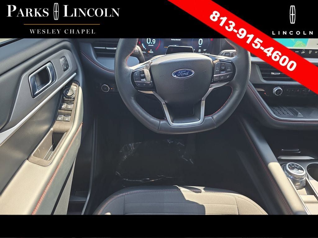 Used 2025 Ford Explorer ST-Line w/ Premium Package RWD image 12