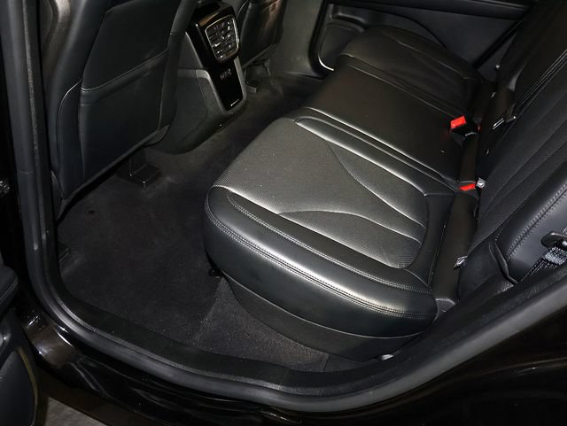 Used 2023 Lincoln Nautilus Reserve w/ Luxury Package AWD/4WD image 28