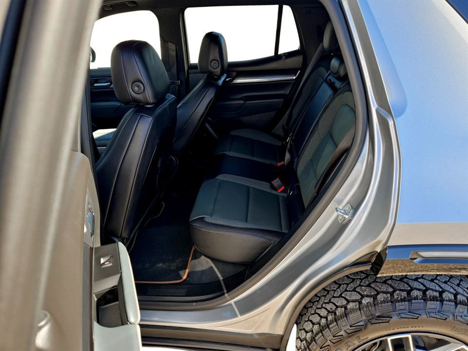 New 2026 GMC Terrain AT4 w/ Technology Package II image 27