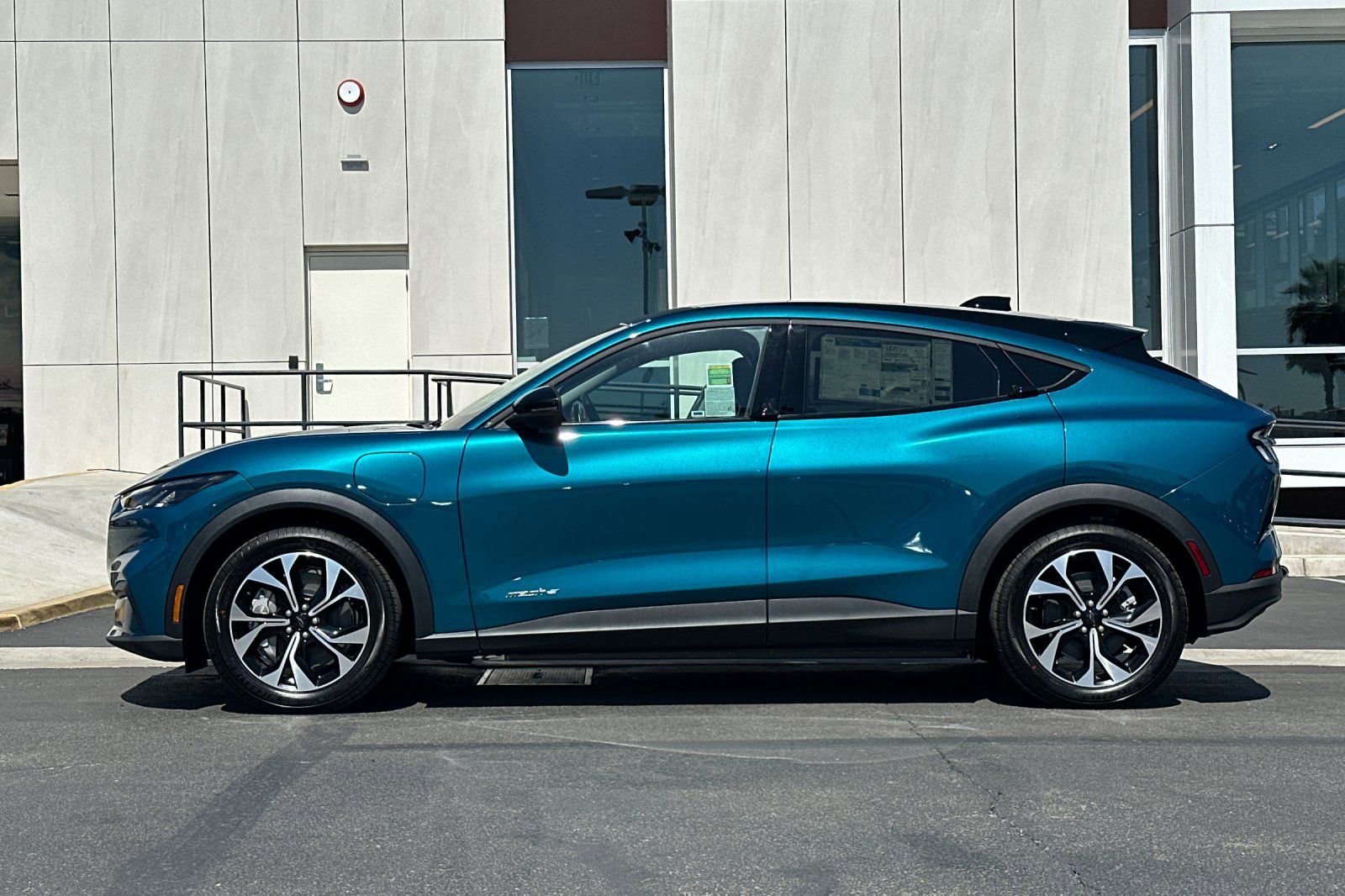 New 2026 Ford Mustang Mach-E Select RWD image 6