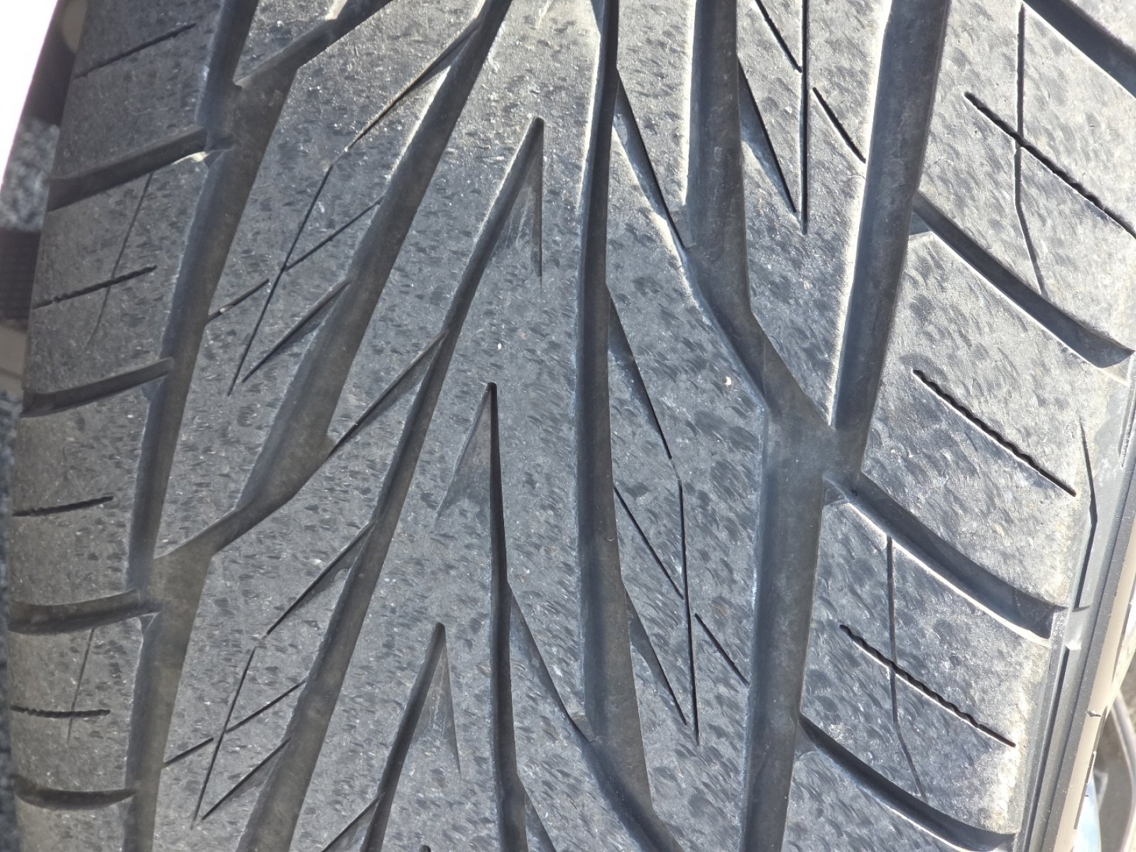 Used 2024 Jeep Grand Wagoneer L Series II w/ Quick Order Packagew 28T image 12