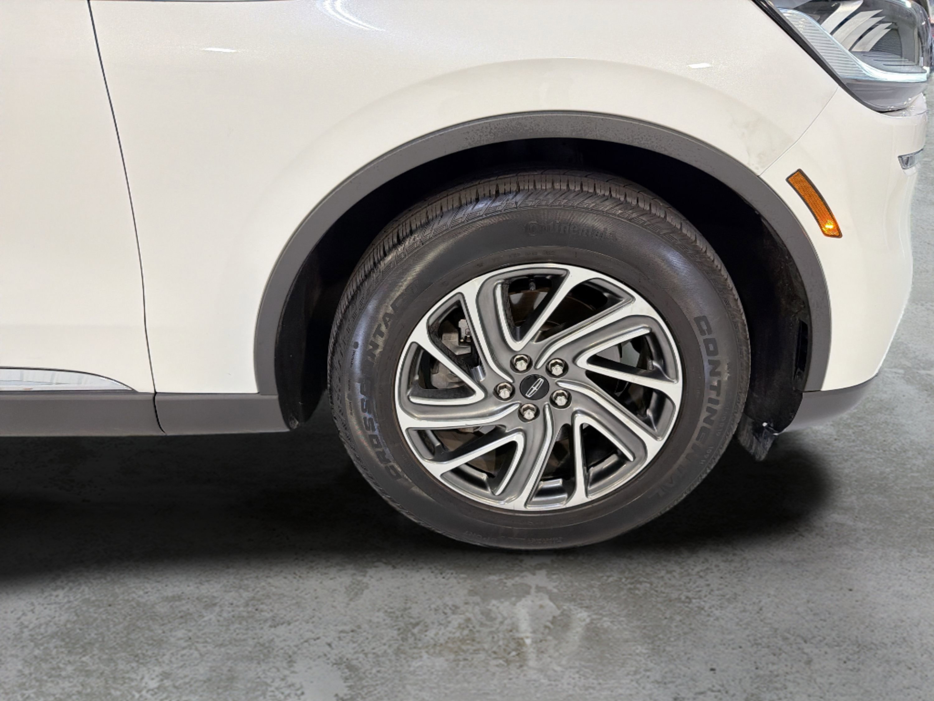 Used 2024 Lincoln Aviator 2WD image 29