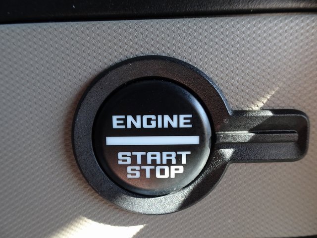 Used 2023 Ford Bronco Wildtrak image 24