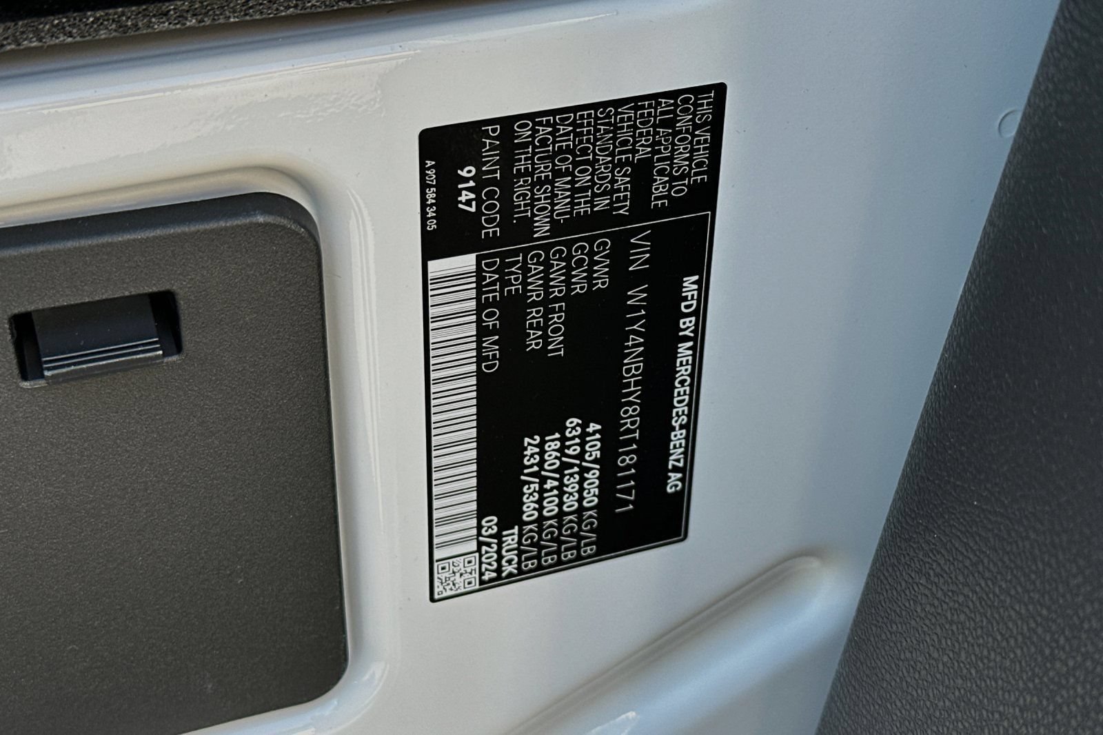 New 2024 Mercedes-Benz Sprinter 2500 image 33