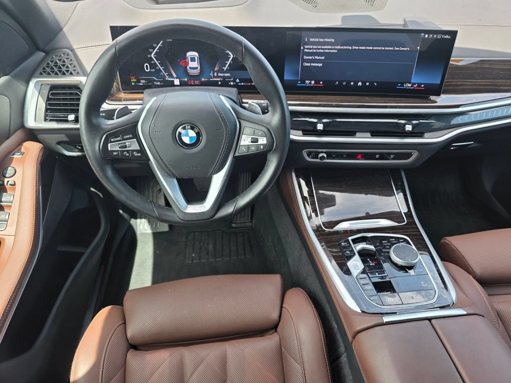 Used 2025 BMW X5 sDrive40i w/ Parking Assistance Package RWD image 12