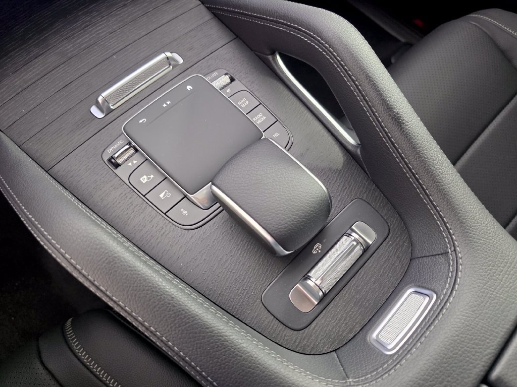 New 2027 Mercedes-Benz GLS 450 4MATIC image 18